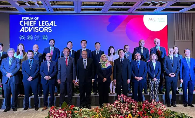 SJ visits Singapore to attend inaugural Forum of Chief Legal Advisors  Source: HKSAR Government Press Releases