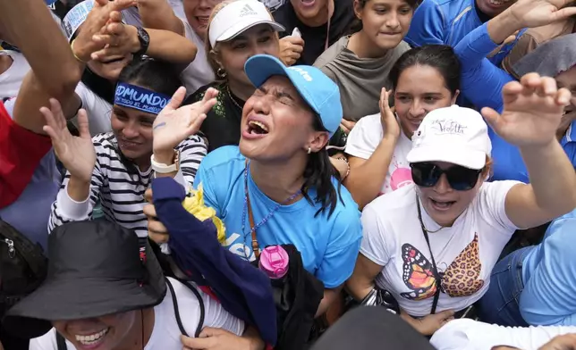 Supporters of opposition presidential candidate Edmundo Gonzalez attend his campaign rally in Barinas, Venezuela, Saturday, July 6, 2024. The official campaign period for the July 28 election kicked off on July 4. (AP Photo/Ariana Cubillos)