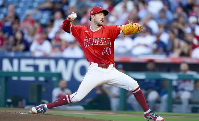 Los Angeles Angels starting pitcher Griffin Canning throws during the first inning of a baseball game against the Atlanta Braves, Saturday, Aug. 17, 2024, in Anaheim, Calif. (AP Photo/Ryan Sun)