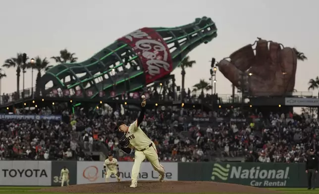 San Francisco Giants pitcher Blake Snell works against the Atlanta Braves during the fifth inning of a baseball game in San Francisco, Monday, Aug. 12, 2024. (AP Photo/Jeff Chiu)