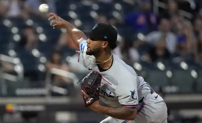 Miami Marlins' Roddery Muñoz pitches during the second inning of a baseball game against the New York Mets, Friday, Aug. 16, 2024, in New York. (AP Photo/Pamela Smith)