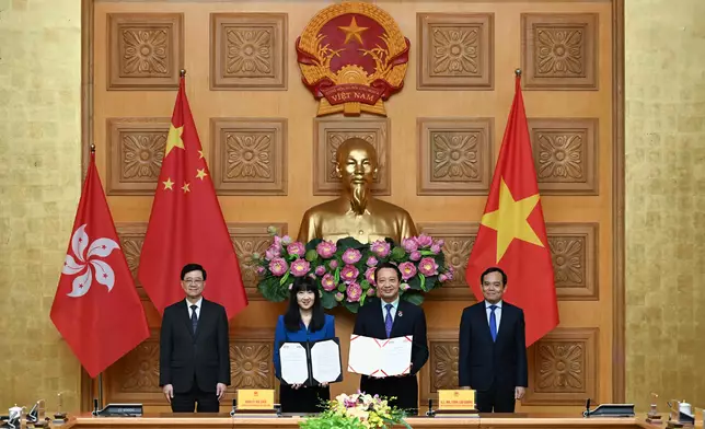 CE meets President and Deputy Prime Minister of Vietnam in Vietnam Source: HKSAR Government Press Releases