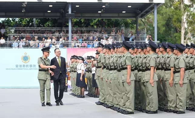 SJ reviews CSD passing-out parade  Source: HKSAR Government Press Releases