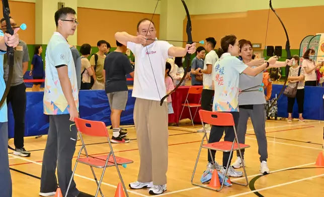 CE takes part in Sport For All Day 2024 to encourage public to exercise (with photos/video) Source: HKSAR Government Press Releases