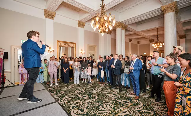 London ETO Summer Night reception celebrates Hong Kong artists in Edinburgh  Source: HKSAR Government Press Releases