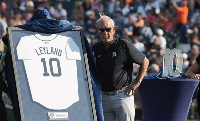 Former Detroit Tigers Hall of Fame manager Jim Leyland is honored with his number 10 being retired before a baseball game between the Detroit Tigers and Kansas City Royals, Saturday, Aug. 3, 2024, in Detroit. (AP Photo/Paul Sancya)