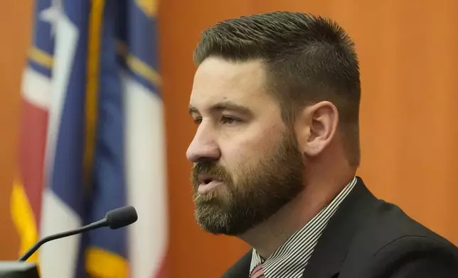 Detective Jeff O'Driscoll testifies during a hearing for Kouri Richins, a Utah mother of three who wrote a children's book about coping with grief after her husband's death and was later accused of fatally poisoning him Monday, Aug. 26, 2024, in Park City, Utah. (AP Photo/Rick Bowmer, Pool)