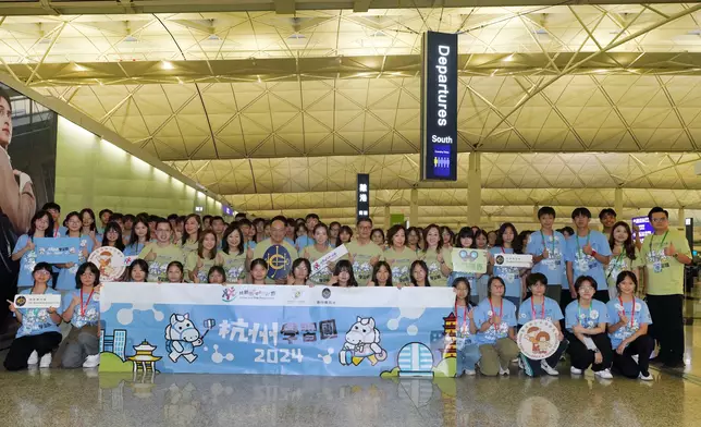 The Club’s Executive Director, Corporate Affairs, Raymond Tam (second row, 8th left), the Club’s Head of External Affairs Freely Cheng (second row, 9th right), Club Assistant External Affairs Manager and 2024 Paris Olympic Games’ women's individual épée gold medallist Vivian Kong (second row, 9th left), the Club’s mentors and other participants at Hong Kong International Airport before departing to Hangzhou.