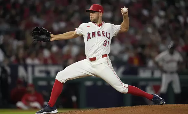 Los Angeles Angels starting pitcher Tyler Anderson throws during the second inning of a baseball game against the Houston Astros in Anaheim, Calif., Saturday, Sept. 14, 2024. (AP Photo/Ashley Landis)