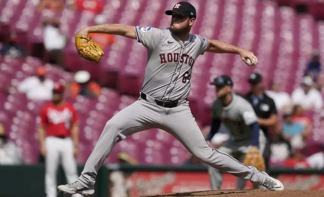 Houston Astros pitcher Caleb Ferguson throws during the eighth inning of a baseball game against the Cincinnati Reds, Thursday, Sept. 5, 2024, in Cincinnati. (AP Photo/Carolyn Kaster)