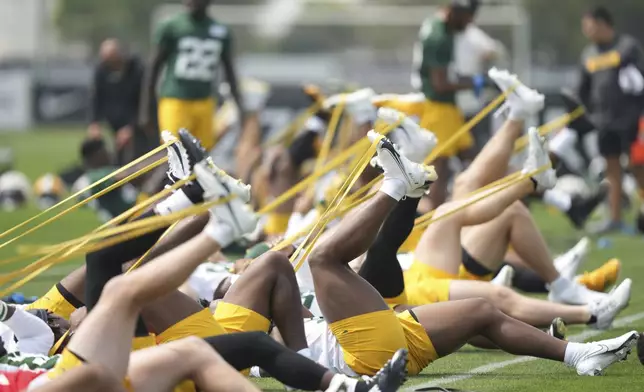 Green Bay Packers train in Sao Paulo, Brazil, Thursday, Sept. 5, 2024. The Packers will face the Philadelphia Eagles in an NFL football game on Friday. (AP Photo/Fernando Llano)