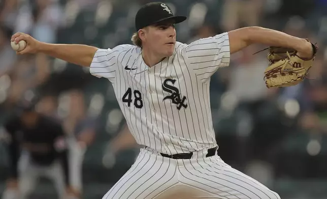 Chicago White Sox starting pitcher Jonathan Cannon throws during the first inning of a baseball game against the Cleveland Guardians, Tuesday, Sept. 10, 2024, in Chicago. (AP Photo/Melissa Tamez)