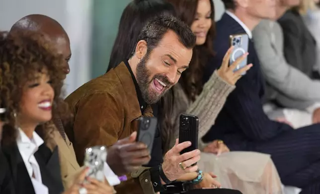 Justin Theroux watches the Ralph Lauren Spring/Summer 2025 fashion show as part of New York Fashion Week on Thursday, Sept. 5, 2024, at Khalily Stables in Bridgehampton, N.Y. (Photo by Charles Sykes/Invision/AP)