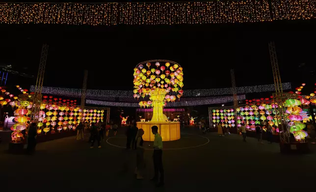 LCSD's Mid-Autumn Lantern Carnivals to celebrate National Day in advance and festive occasion with public  Source: HKSAR Government Press Releases