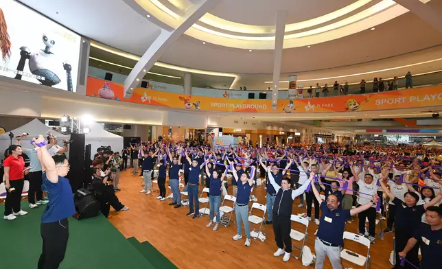 Guinness World Record set at National Day Celebration and Thousand-Person Stretching Exercises event  Source: HKSAR Government Press Releases