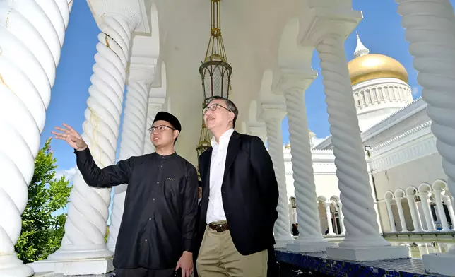 SJ commences ASEAN visit in Brunei  Source: HKSAR Government Press Releases