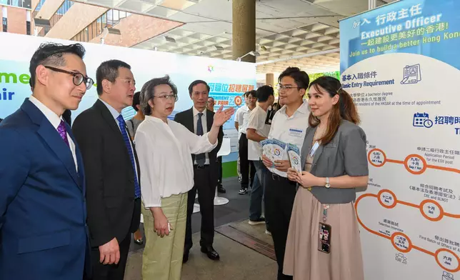 SCS tours Government Career Fair at Hong Kong Polytechnic University  Source: HKSAR Government Press Releases
