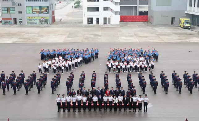 S for S reviews Fire and Ambulance Services Teen Connect Rally  Source: HKSAR Government Press Releases