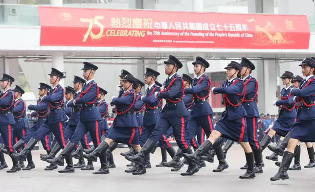 S for S reviews Fire and Ambulance Services Teen Connect Rally  Source: HKSAR Government Press Releases