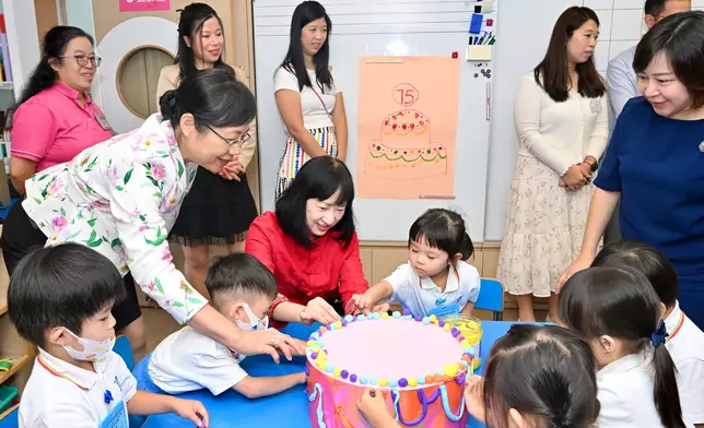 Schools hold flag-raising ceremonies to celebrate 75th anniversary of founding of People's Republic of China  Source: HKSAR Government Press Releases