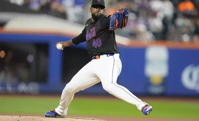 New York Mets' Luis Severino pitches during the first inning of a baseball game against the Philadelphia Phillies, Thursday, Sept. 19, 2024, in New York. (AP Photo/Frank Franklin II)