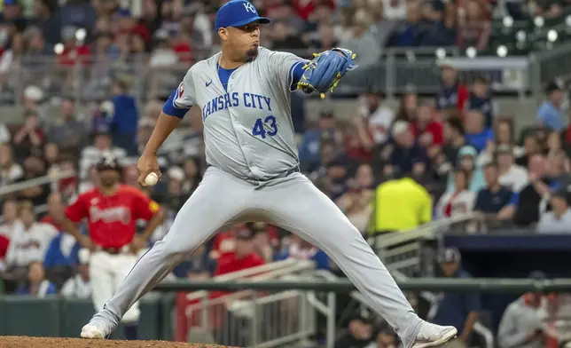 Kansas City Royals pitcher Carlos Hernández throws in the eighth inning of a baseball game against the Atlanta Braves, Friday, Sept. 27, 2024, in Atlanta. (AP Photo/Jason Allen)