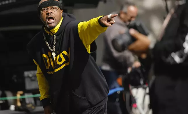 Lawrence Stark, of the Bronx borough of New York, makes comments in support of Sean "Diddy" Combs, outside Manhattan federal court, Tuesday, Sept. 17, 2024, in New York. (AP Photo/Eduardo Munoz Alvarez)