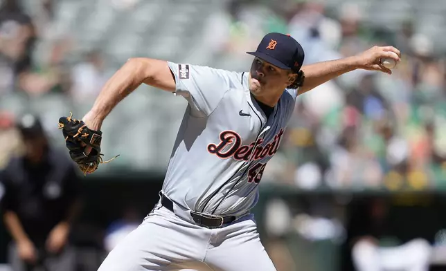 Detroit Tigers pitcher Brant Hurter throws against the Oakland Athletics during the first inning of a baseball game Saturday, Sept. 7, 2024, in Oakland, Calif. (AP Photo/Tony Avelar)