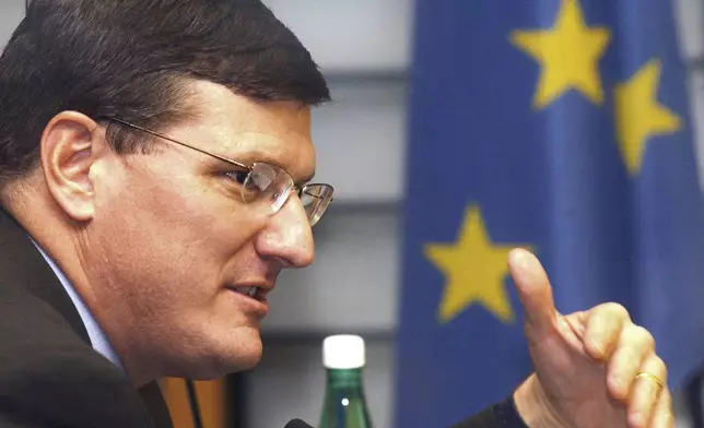 FILE - Scott Ritter, former chief weapons inspectors for the United Nations Commission in Iraq, takes part in a debate at the European Parliament in Strasbourg eastern France, Wednesday Nov. 20, 2002. (AP Photo/Christian Lutz, File)