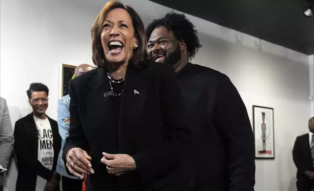 Democratic presidential nominee Vice President Kamala Harris visits Norwest Gallery of Art in Detroit, Tuesday, Oct. 15, 2024. (AP Photo/Jacquelyn Martin)