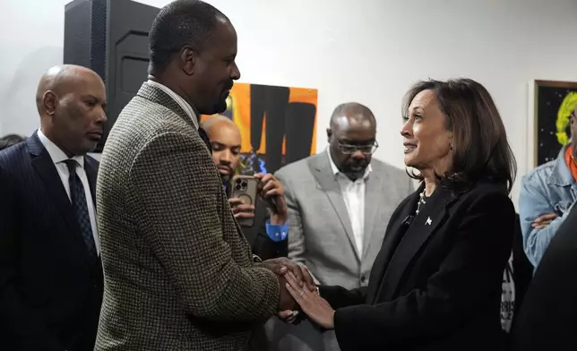 Democratic presidential nominee Vice President Kamala Harris visits Norwest Gallery of Art in Detroit, Tuesday, Oct. 15, 2024. (AP Photo/Jacquelyn Martin)