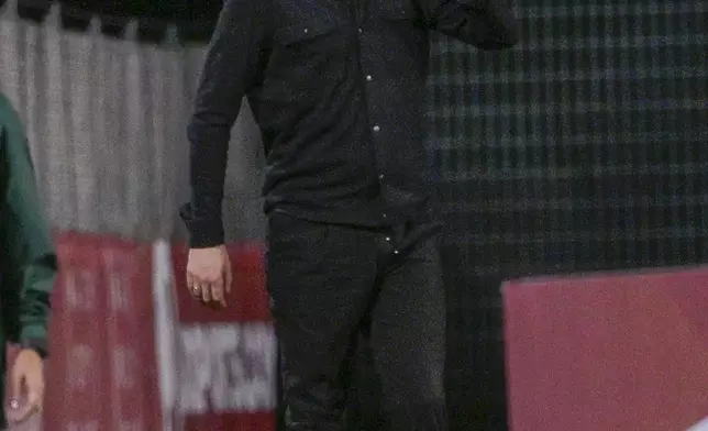 Wolfsburg's head coach Tommy Stroot during the women's Champions League Group A soccer match between Roma and Wolfsburg at the Tre Fontane stadium in Rome, Tuesday, Oct. 8, 2024. (Fabrizio Corradetti/LaPresse via AP)