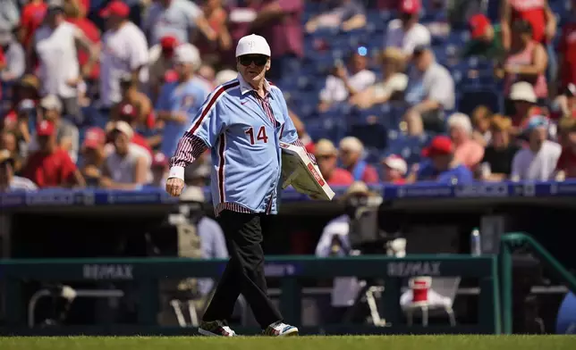 FILE - Former Philadelphia Phillies player Pete Rose at a baseball game, Aug. 7, 2022, in Philadelphia. (AP Photo/Matt Rourke, File)