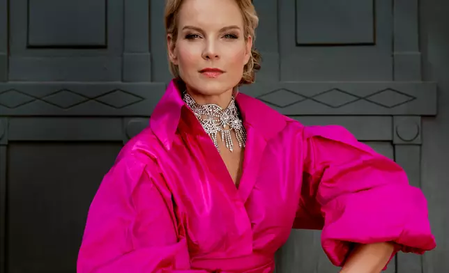 Latvian opera diva Elīna Garanča to make Hong Kong debut with excerpts from Bizet's "Carmen" in October  Source: HKSAR Government Press Releases