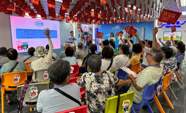 EAC Chairman hosts guided tour of Electoral Information Centre Open Days to celebrate National Day  Source: HKSAR Government Press Releases