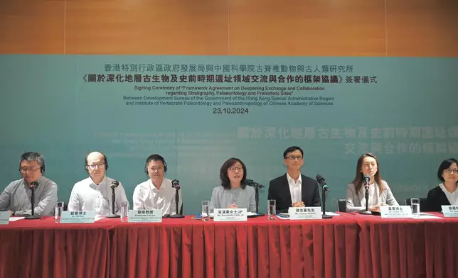 Hong Kong and Mainland experts jointly study first discovery of dinosaur fossils in Hong Kong  Source: HKSAR Government Press Releases