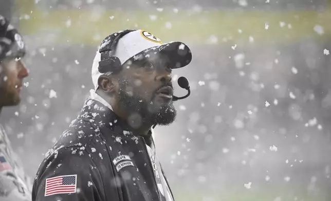 Pittsburgh Steelers head coach Mike Tomlin watches from the sideline in the second half of an NFL football game against the Cleveland Browns, Thursday, Nov. 21, 2024, in Cleveland. (AP Photo/David Richard)