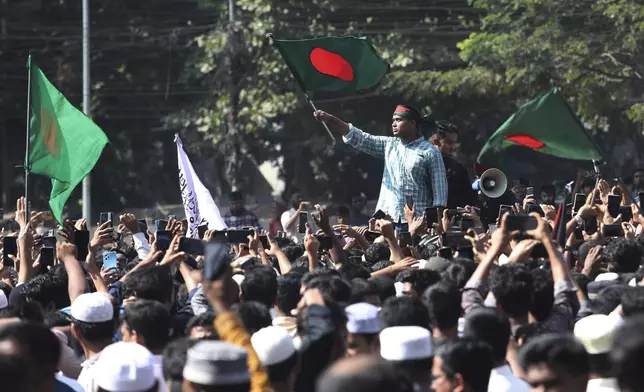 Lawyers shout slogans during a protest over the killing of a colleague in a daylong violence yesterday over the arrest of a prominent minority Hindu leader, in Chattogram in southeastern Bangladesh, Wednesday, Nov. 27, 2024. (AP Photo)