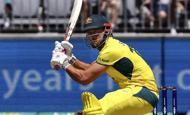 Australia's Marcus Stoinis avoids a high delivery from Pakistan during their one day international cricket match in Perth, Australia, Sunday, Nov. 10, 2024. (AP Photo/Trevor Collens)