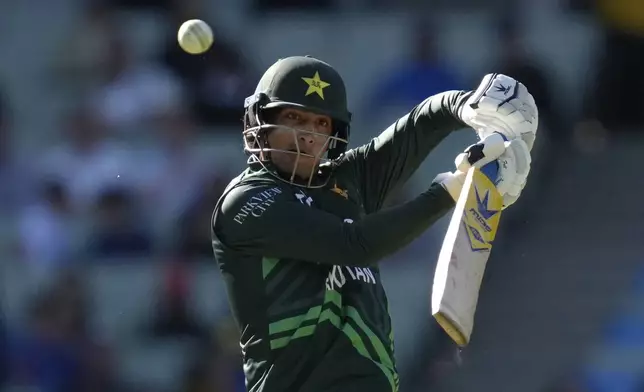 Pakistan's Naseem Shah bats against Australia during their one day international cricket match in Melbourne, Monday, Nov. 4, 2024. (AP Photo/Asanka Brendon Ratnayake)