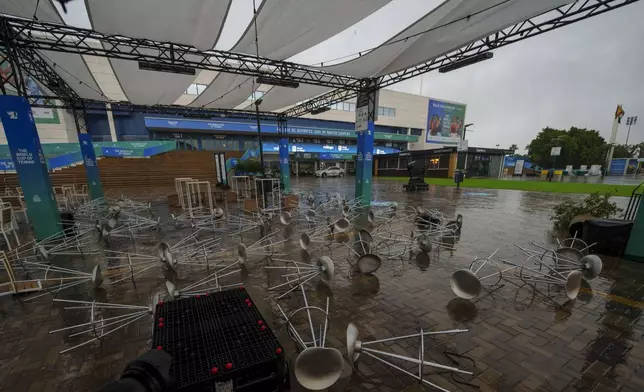 A general view of the Martin Carpena sportshall during the Billie Jean King Cup finals in Malaga, southern Spain, Wednesday, Nov. 13, 2024, after today's matches were canceled due to heavy rain and postponed until tomorrow. (AP Photo/Manu Fernandez)