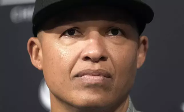 Chicago White Sox's new manager Will Venable listens to a question during the baseball team's news conference Friday, Nov. 8, 2024, in Chicago. (AP Photo/Charles Rex Arbogast)