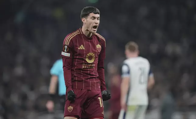 Roma's Matias Soule reacts after missing a scoring chance during the Europa League opening phase soccer match between Tottenham Hotspur and Roma at the Tottenham Hotspur Stadium in London, Thursday, Nov. 28, 2024. (AP Photo/Kin Cheung)