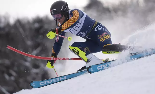 Anna Swenn Larsson, of Sweden, competes during a women's World Cup slalom skiing race, Sunday, Dec. 1, 2024, in Killington, Vt. (AP Photo/Robert F. Bukaty)