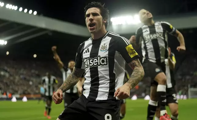 Newcastle United's Sandro Tonali celebrates scoring their side's first goal of the game during the Carabao Cup quarter-final match at St. James' Park, Newcastle upon Tyne, England, Wednesday Dec. 18, 2024. (Owen Humphreys/PA via AP)