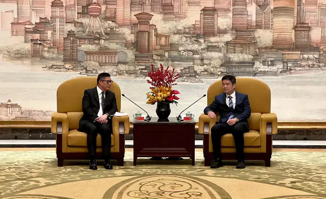 S for S begins second day of visit to Shanghai  Source: HKSAR Government Press Releases