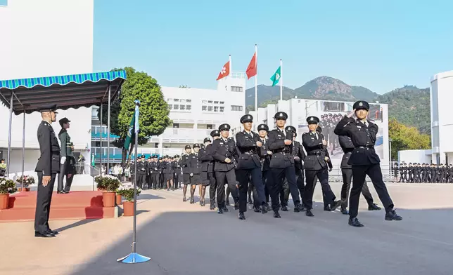 Commissioner of Customs and Excise reviews Hong Kong Customs passing-out parade  Source: HKSAR Government Press Releases