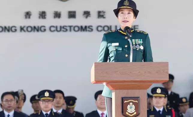 Commissioner of Customs and Excise reviews Hong Kong Customs passing-out parade  Source: HKSAR Government Press Releases