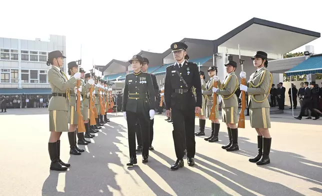 Commissioner of Customs and Excise reviews Hong Kong Customs passing-out parade  Source: HKSAR Government Press Releases