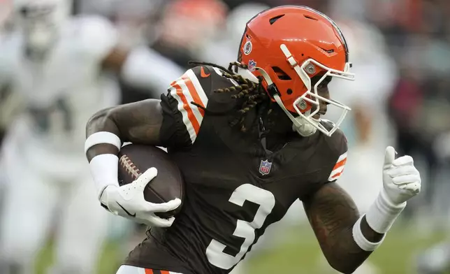 Cleveland Browns wide receiver Jerry Jeudy (3) runs during the first half of an NFL football game against the Miami Dolphins Sunday, Dec. 29, 2024, in Cleveland. (AP Photo/Sue Ogrocki)